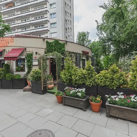 Mokotowska 67: Central Private Apartment with Balcony near US Embassy Warsaw Exterior photo