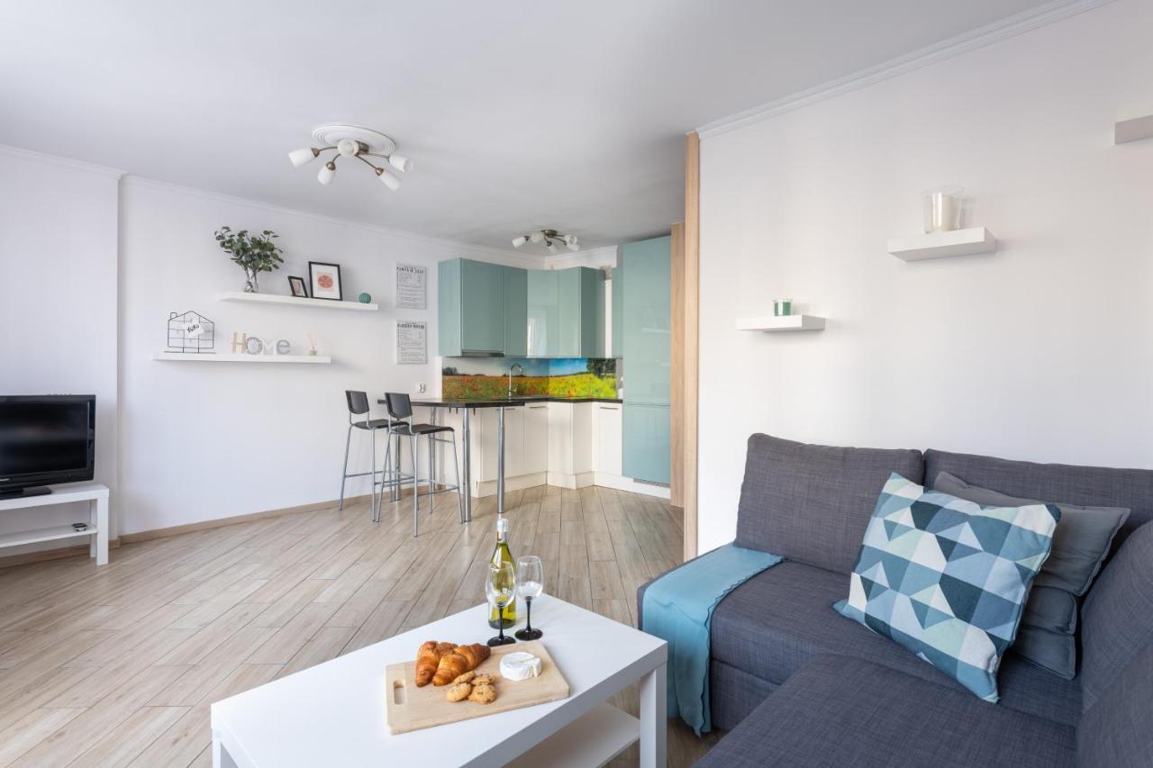 Mokotowska 67 Prywatne Mieszkanie Z Balkonem W Centrum Miasta I W Poblizu Ambasady Samodzielne Zameldowanie! Self Check-in System! Apartamento *