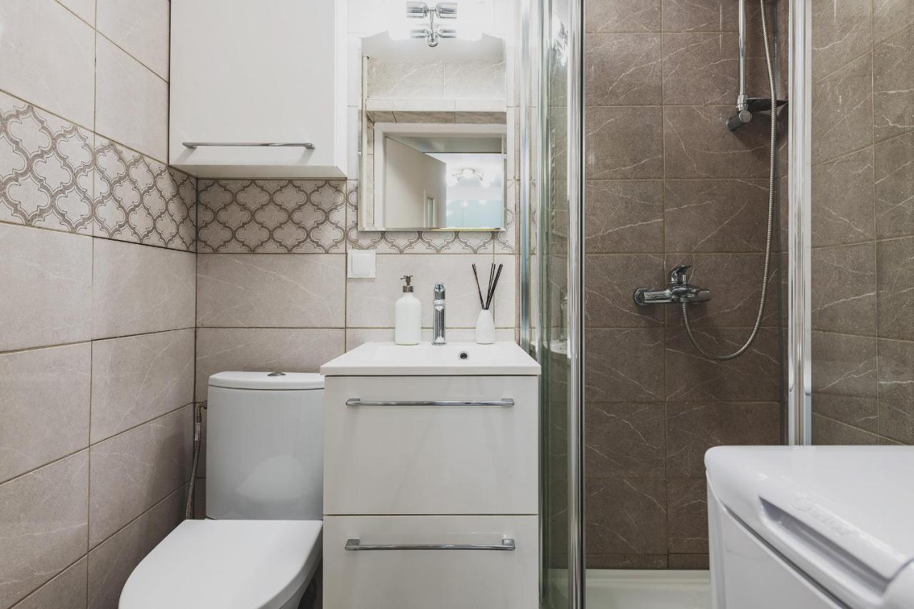 Apartamento Mokotowska 67 Prywatne Mieszkanie Z Balkonem W Centrum Miasta I W Poblizu Ambasady Samodzielne Zameldowanie! Self Check-in System! *